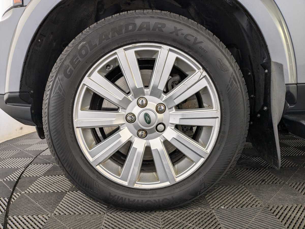 Купить Land Rover Discovery с пробегом. Фото: #11