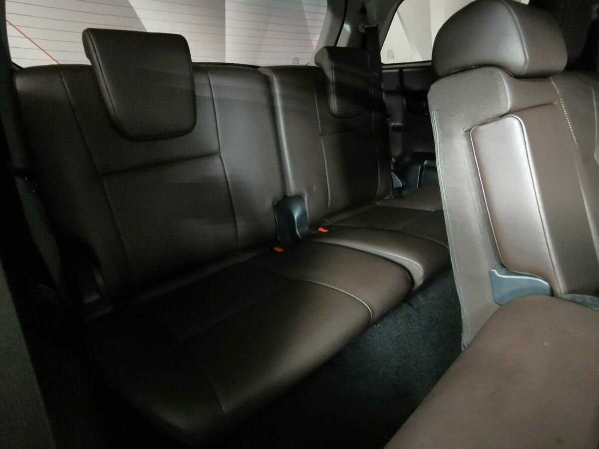 Купить Toyota Fortuner с пробегом. Фото: #15