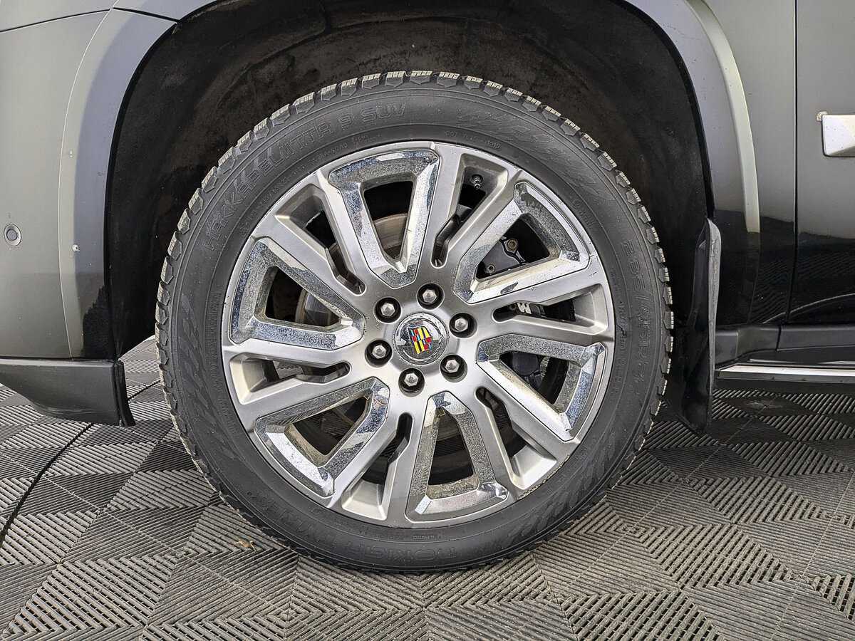 Купить Cadillac Escalade с пробегом. Фото: #11