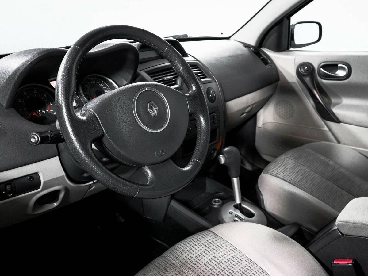 Купить Renault Megane с пробегом. Фото: #13