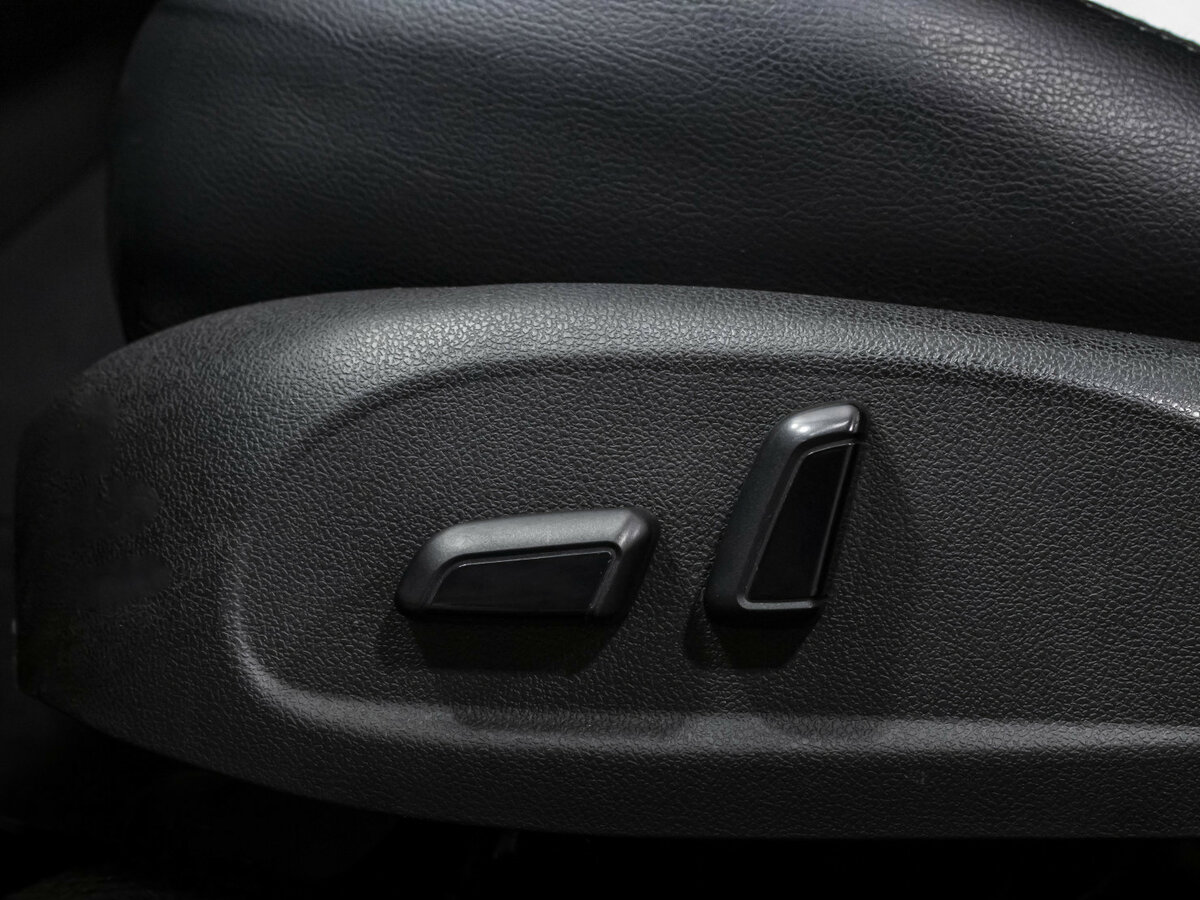 Купить Mitsubishi Montero Sport с пробегом. Фото: #16