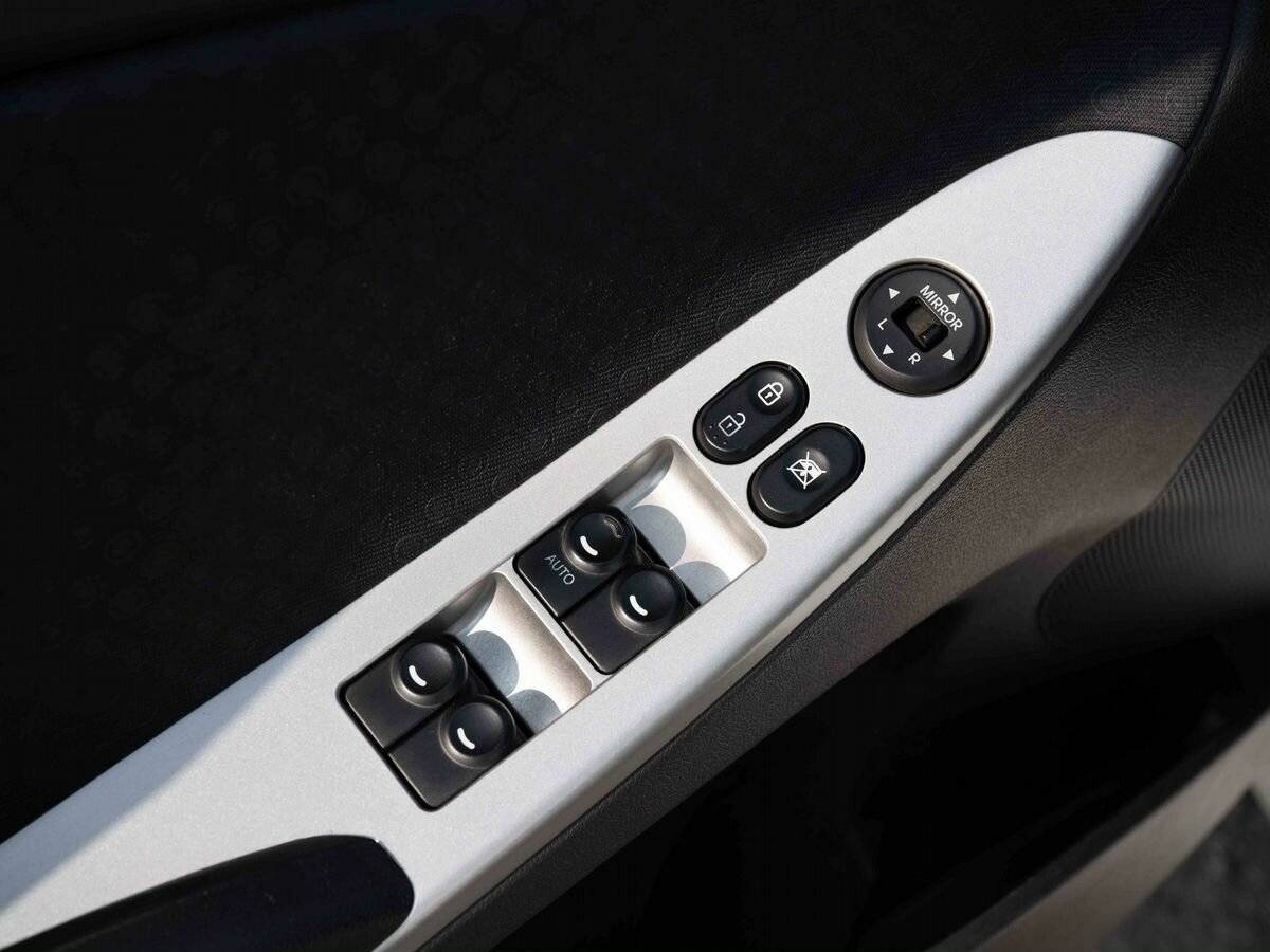 Купить Hyundai Solaris с пробегом. Фото: #15