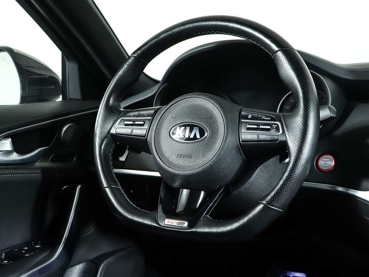 Купить Kia Stinger с пробегом. Фото: #13
