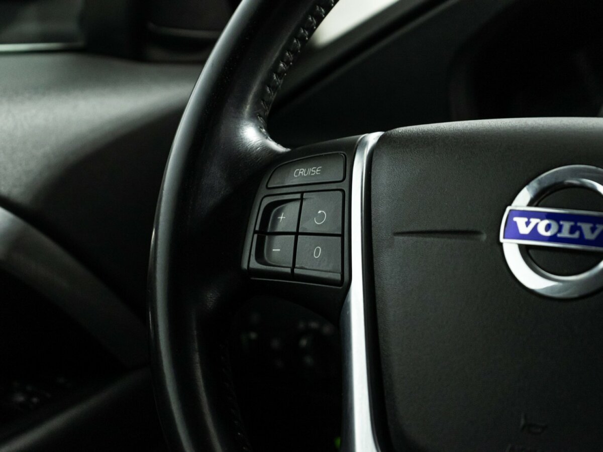 Купить Volvo XC70 с пробегом. Фото: #15