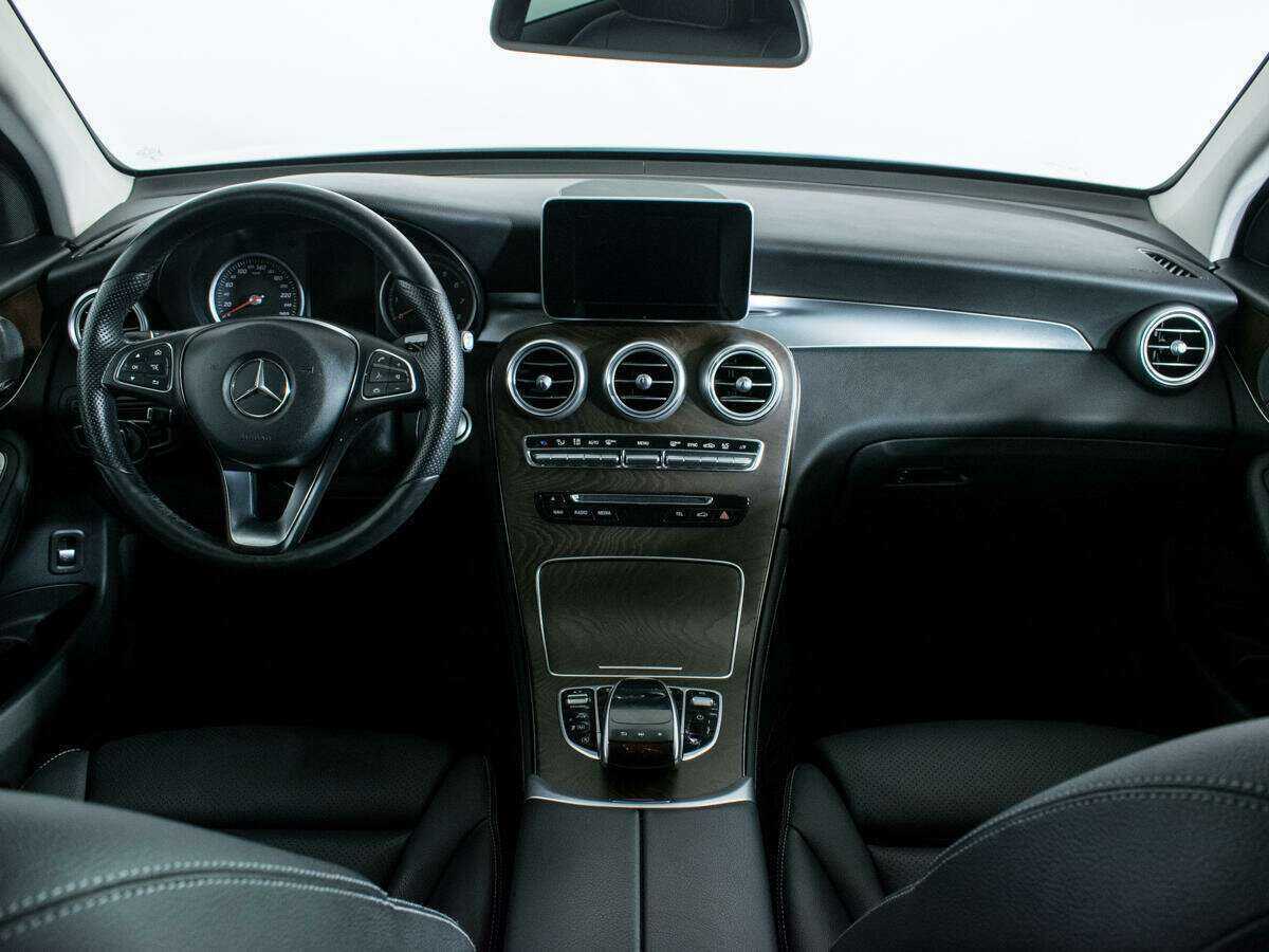 Купить Mercedes-Benz GLC Coupe с пробегом. Фото: #9