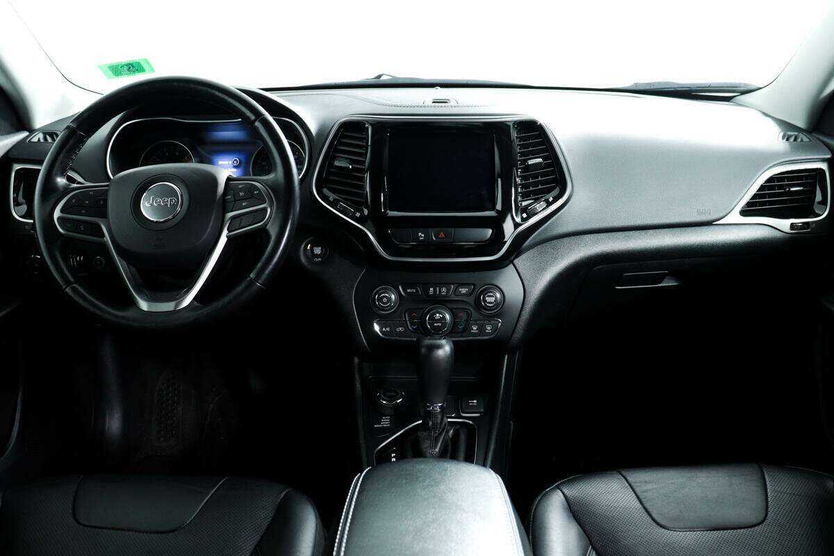 Купить Jeep Cherokee с пробегом. Фото: #10