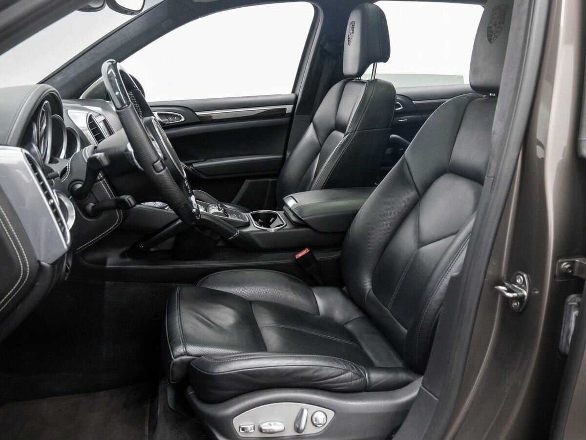 Купить Porsche Cayenne с пробегом. Фото: #13