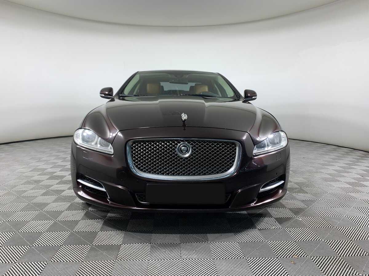 Купить Jaguar XJ с пробегом. Фото: #1