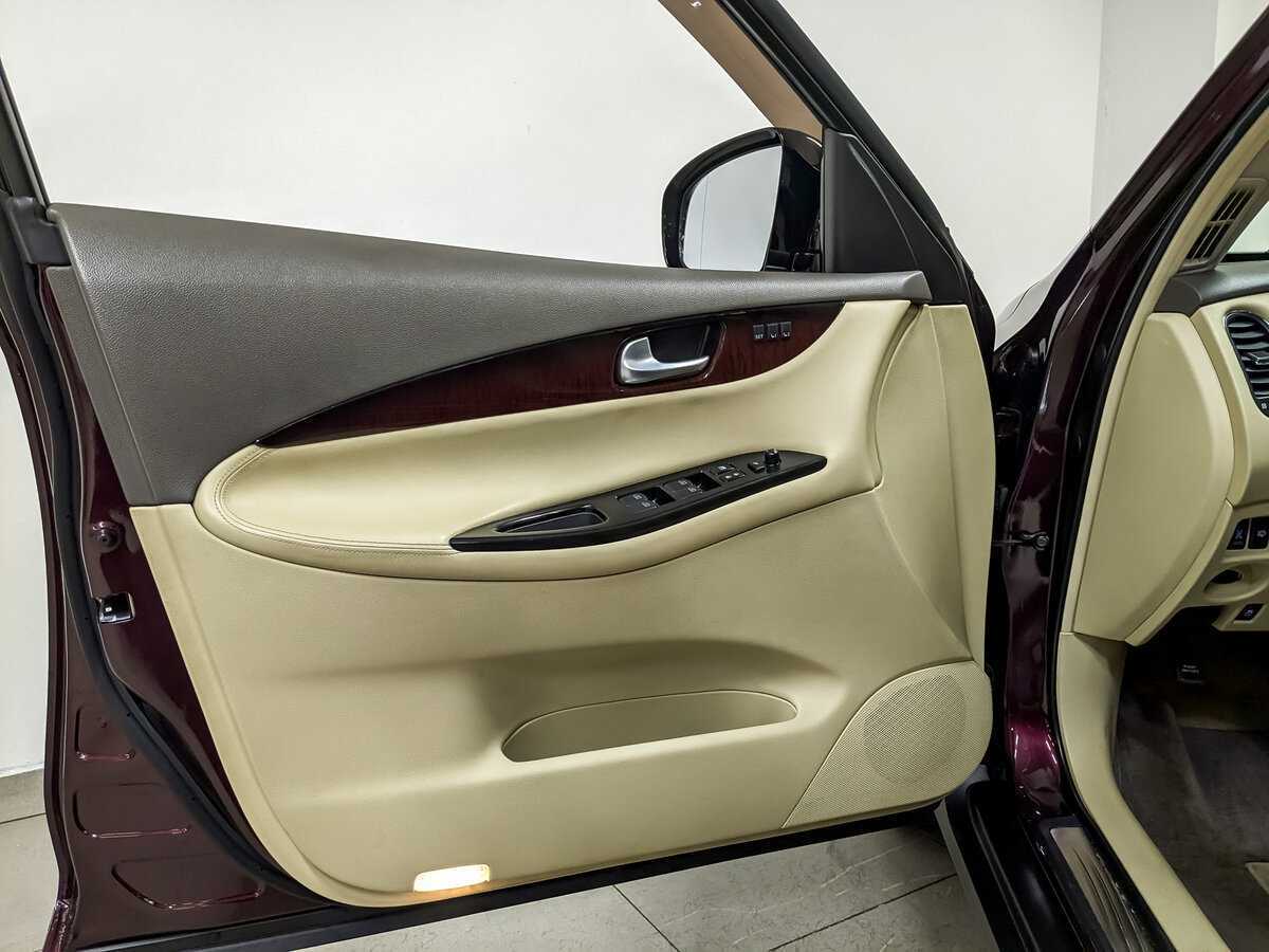 Купить Infiniti QX50 с пробегом. Фото: #19