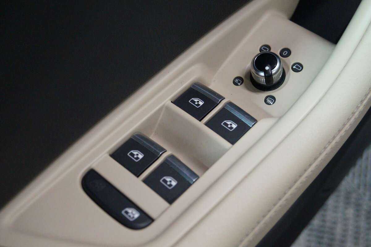 Купить Audi A4 allroad с пробегом. Фото: #8