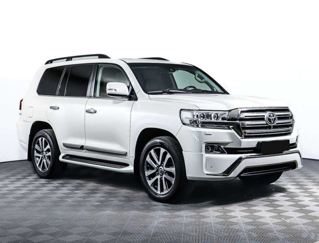 Купить Toyota Land Cruiser с пробегом. Фото: #3