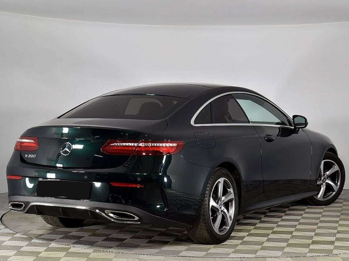 Купить Mercedes-Benz E-Класс с пробегом. Фото: #1