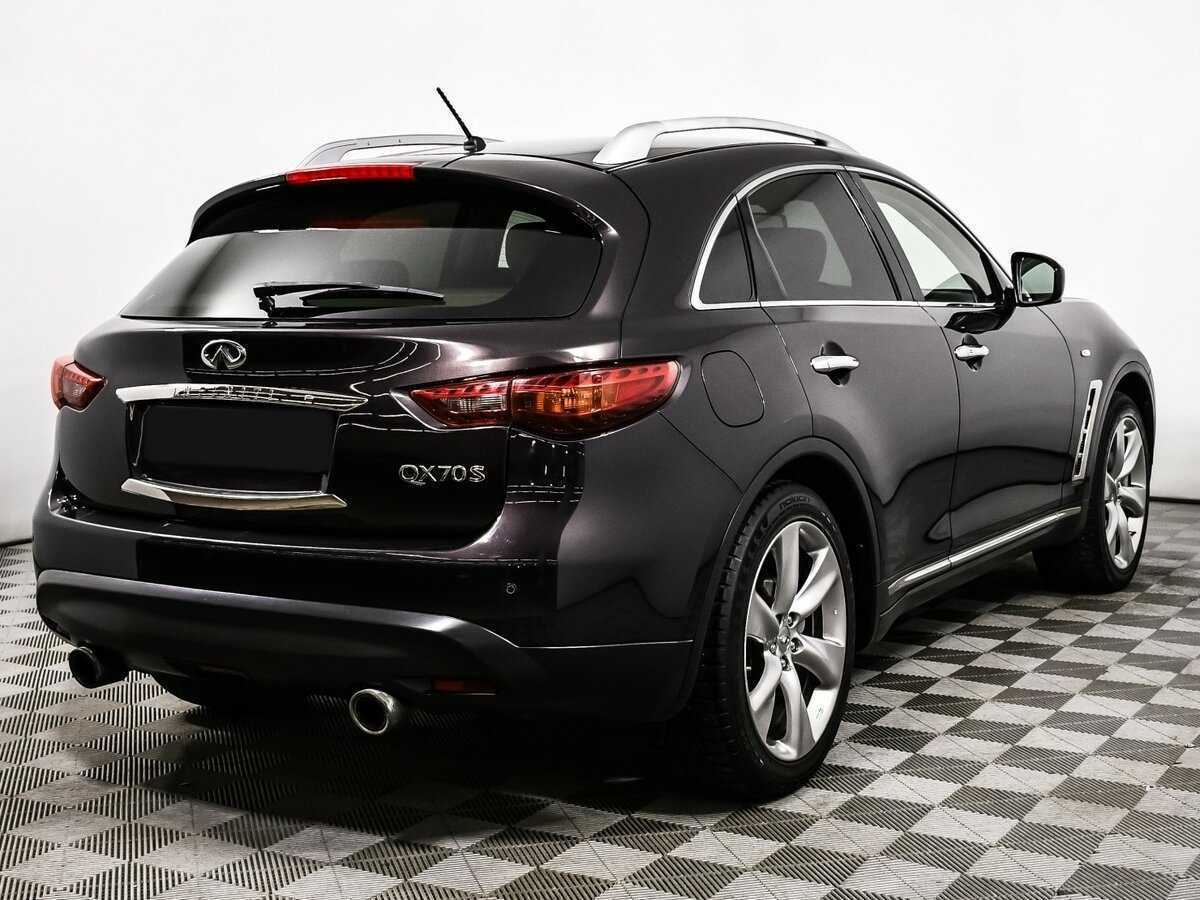 Купить Infiniti QX70 с пробегом. Фото: #4