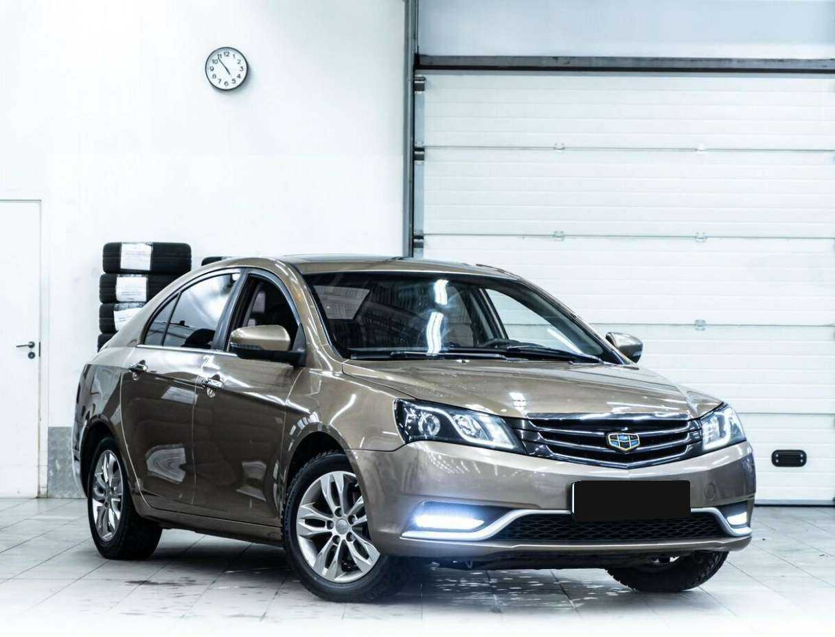 Купить Geely Emgrand 7 с пробегом. Фото: #1