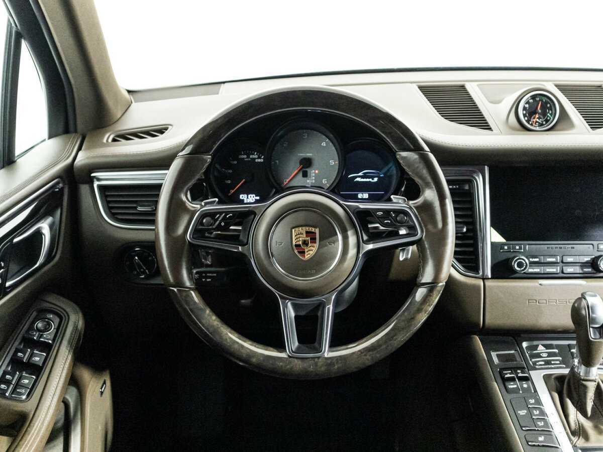 Купить Porsche Macan с пробегом. Фото: #21
