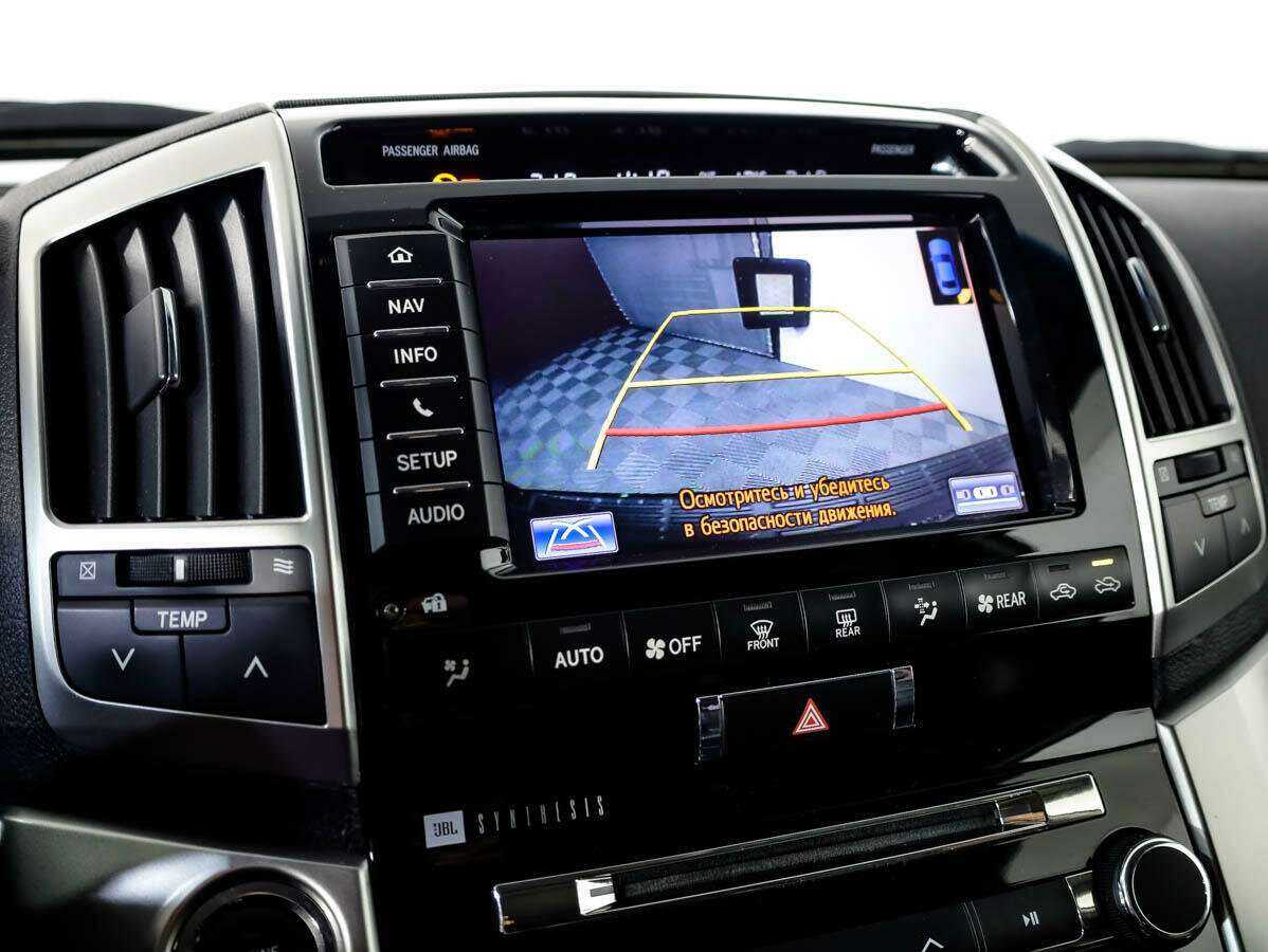 Купить Toyota Land Cruiser с пробегом. Фото: #14