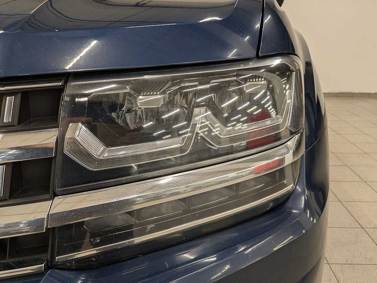 Купить Volkswagen Teramont с пробегом. Фото: #10