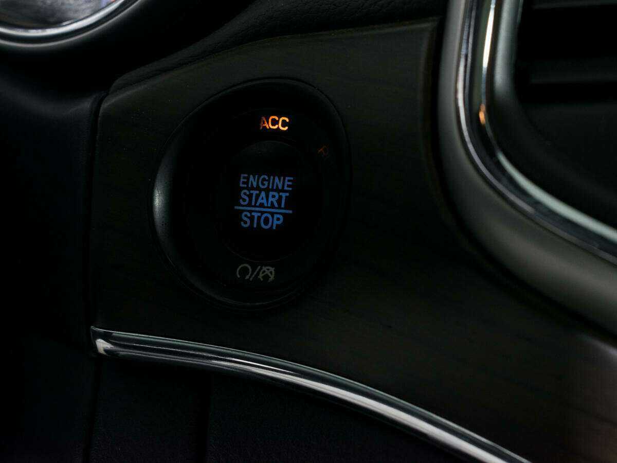 Купить Jeep Grand Cherokee с пробегом. Фото: #17