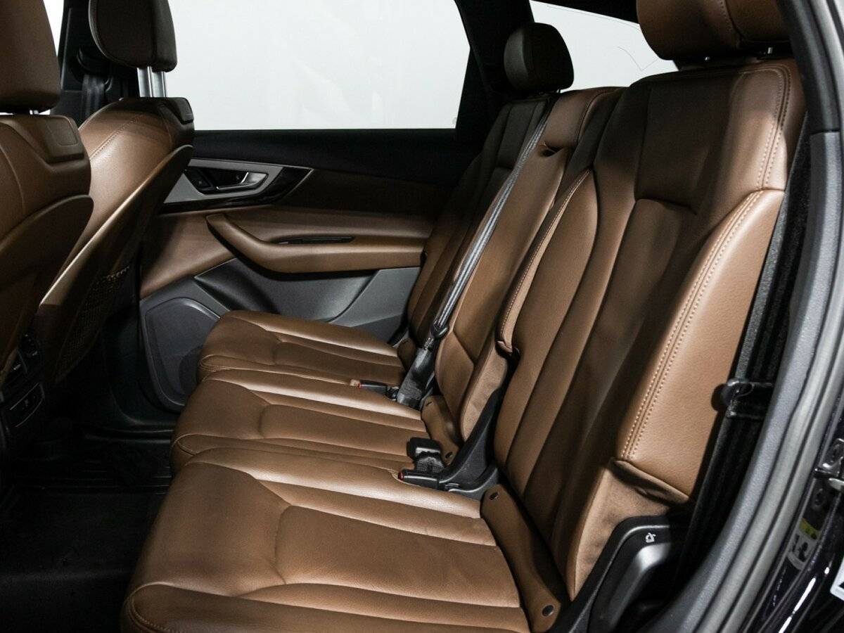 Купить Audi Q7 с пробегом. Фото: #9