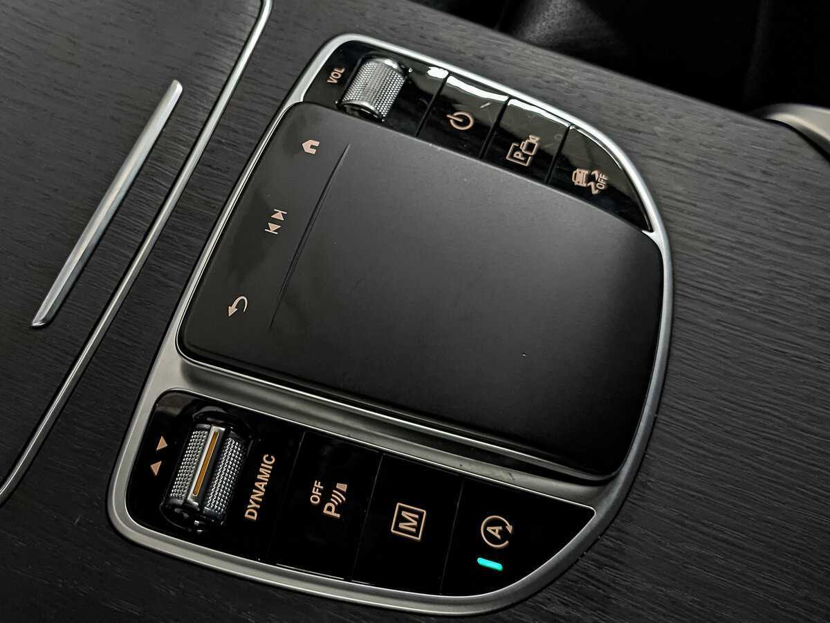 Купить Mercedes-Benz GLC с пробегом. Фото: #29