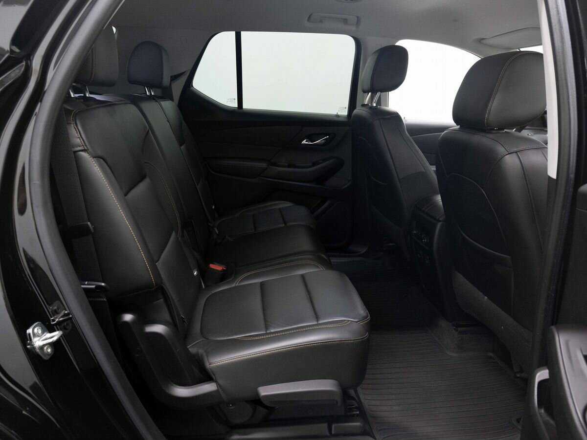 Купить Chevrolet Traverse с пробегом. Фото: #11