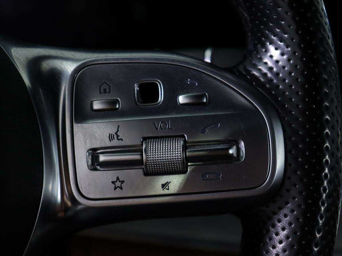 Купить Mercedes-Benz E-Класс с пробегом. Фото: #22