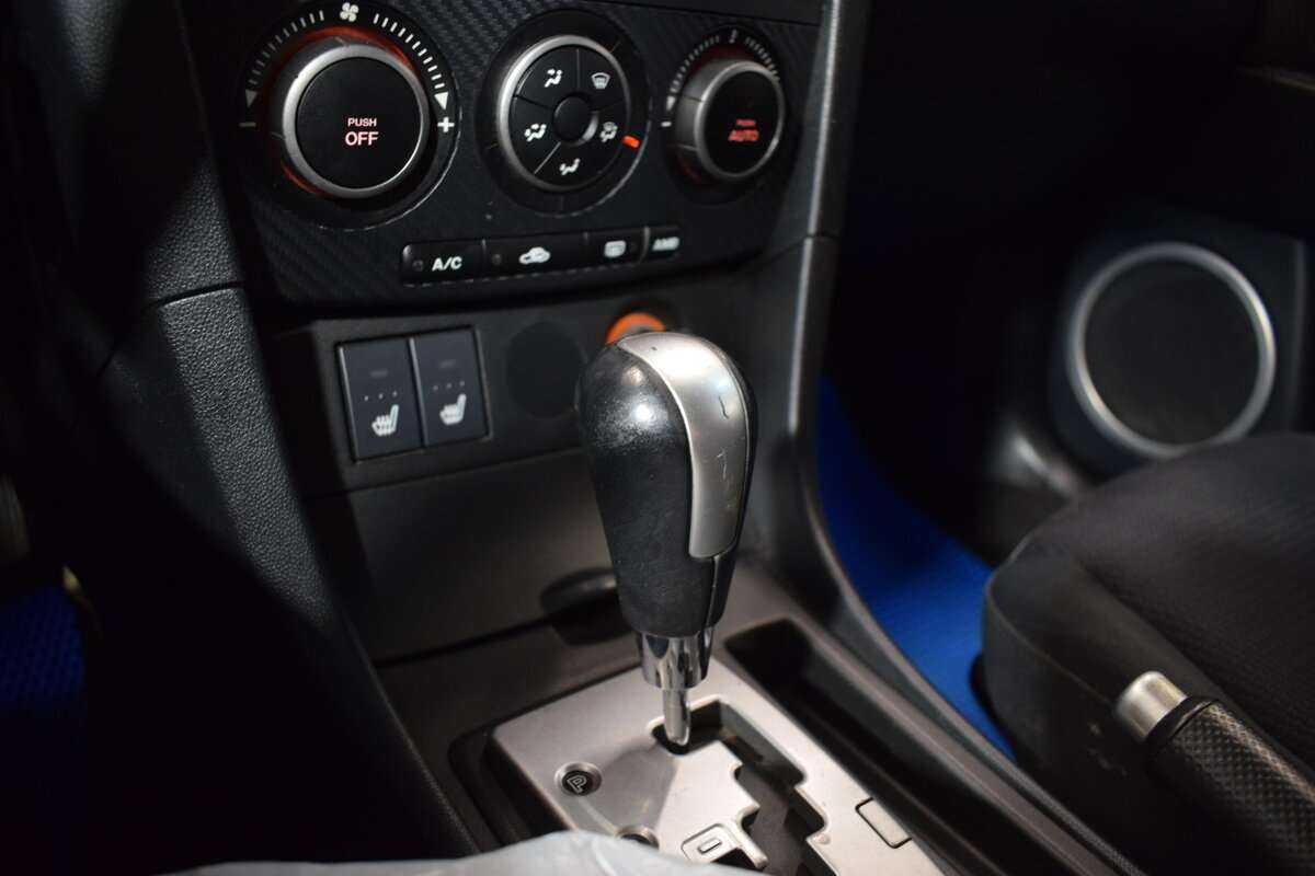 Купить Mazda 3 с пробегом. Фото: #21
