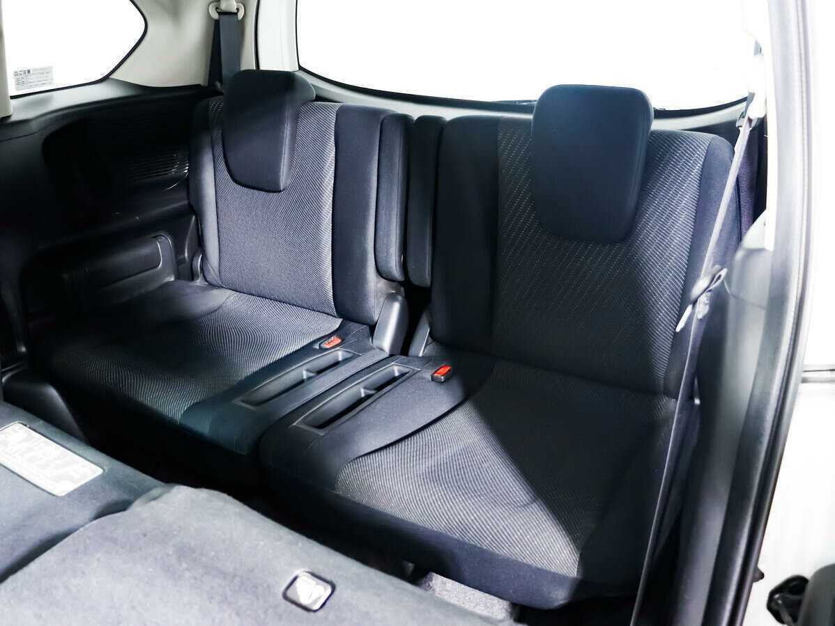 Купить Honda Freed с пробегом. Фото: #12