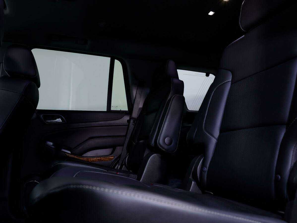 Купить Chevrolet Tahoe с пробегом. Фото: #14