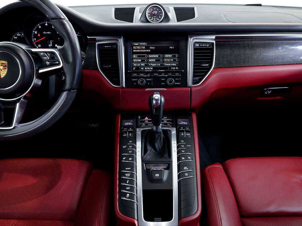 Купить Porsche Macan с пробегом. Фото: #23