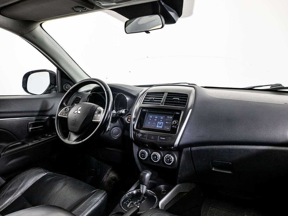 Купить Mitsubishi ASX с пробегом. Фото: #8