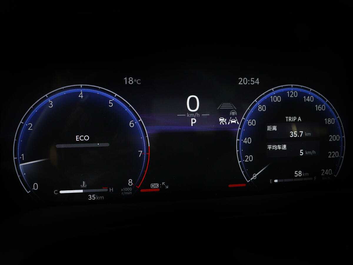 Купить Toyota Camry с пробегом. Фото: #10