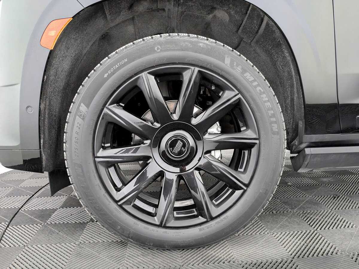 Купить Cadillac Escalade с пробегом. Фото: #17