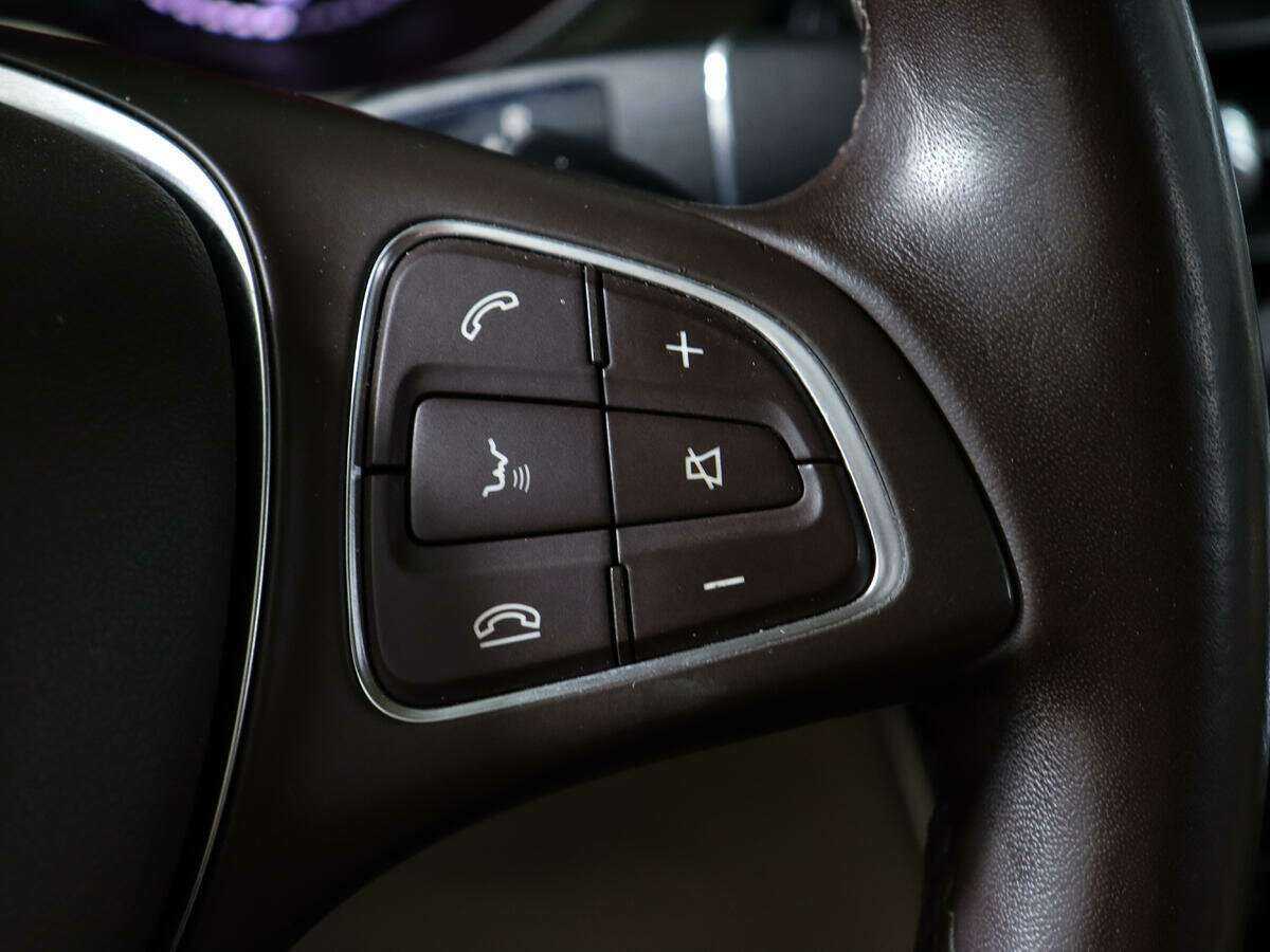 Купить Mercedes-Benz GLC с пробегом. Фото: #23