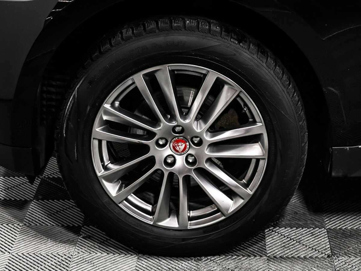 Купить Jaguar F-Pace с пробегом. Фото: #13