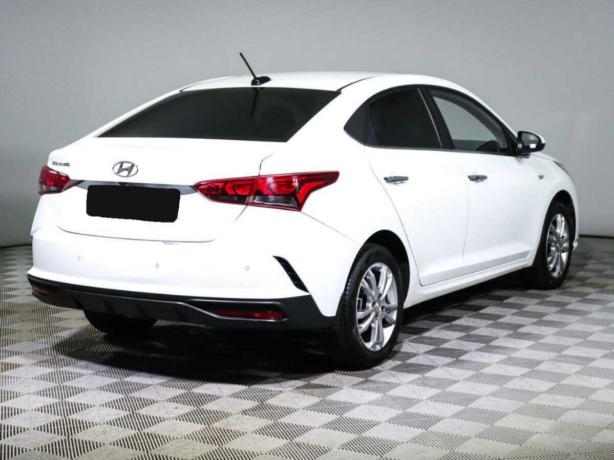 Купить Hyundai Solaris с пробегом. Фото: #4
