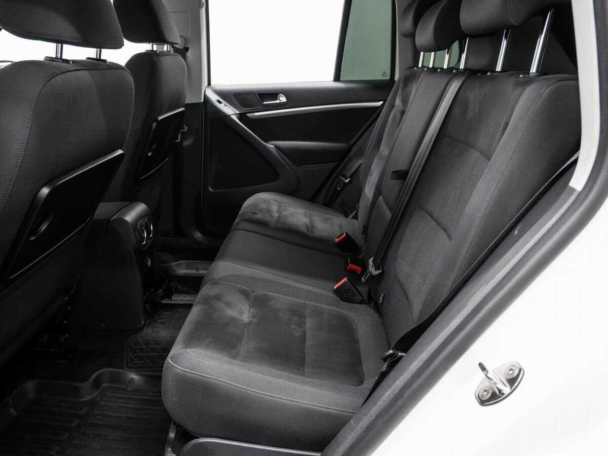 Купить Volkswagen Tiguan с пробегом. Фото: #12