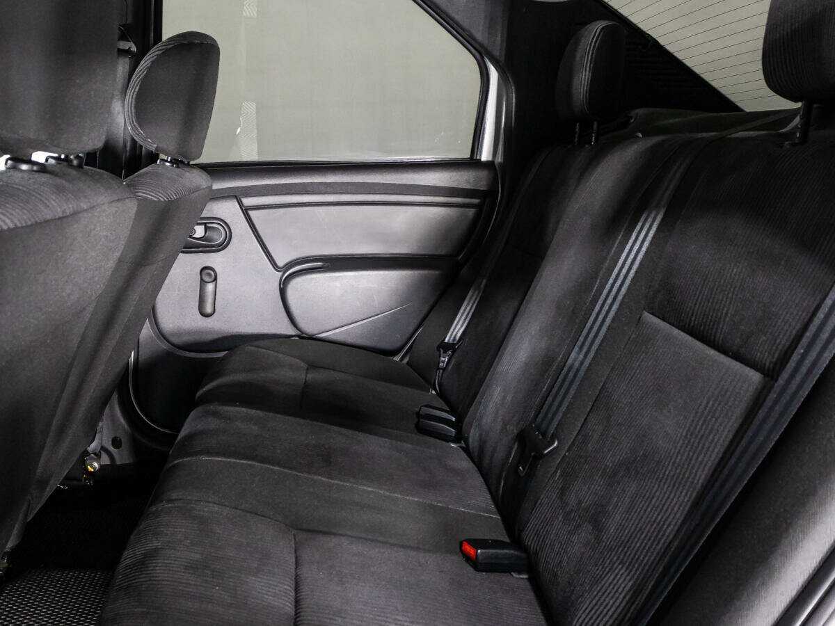 Купить Renault Logan с пробегом. Фото: #9