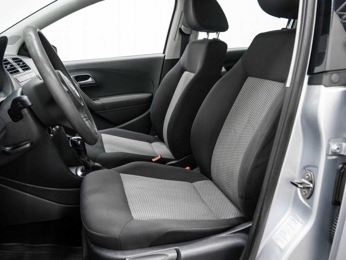 Купить Volkswagen Polo с пробегом. Фото: #13