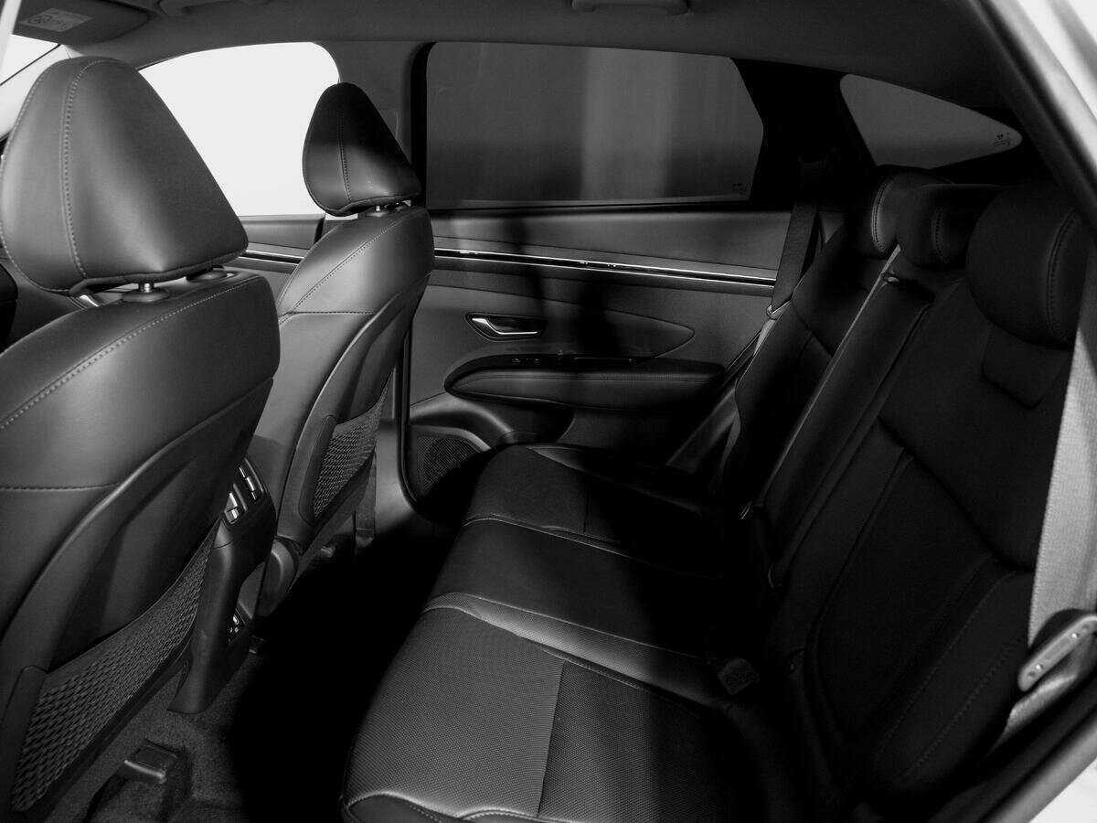 Купить Hyundai Tucson с пробегом. Фото: #8