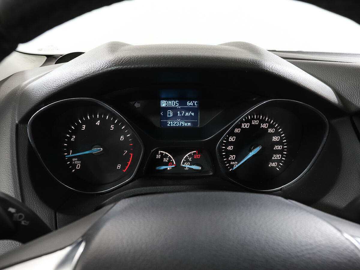 Купить Ford Focus с пробегом. Фото: #10