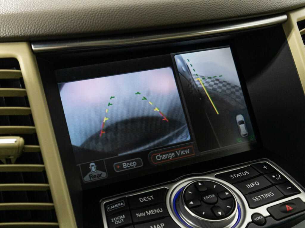 Купить Infiniti FX с пробегом. Фото: #15