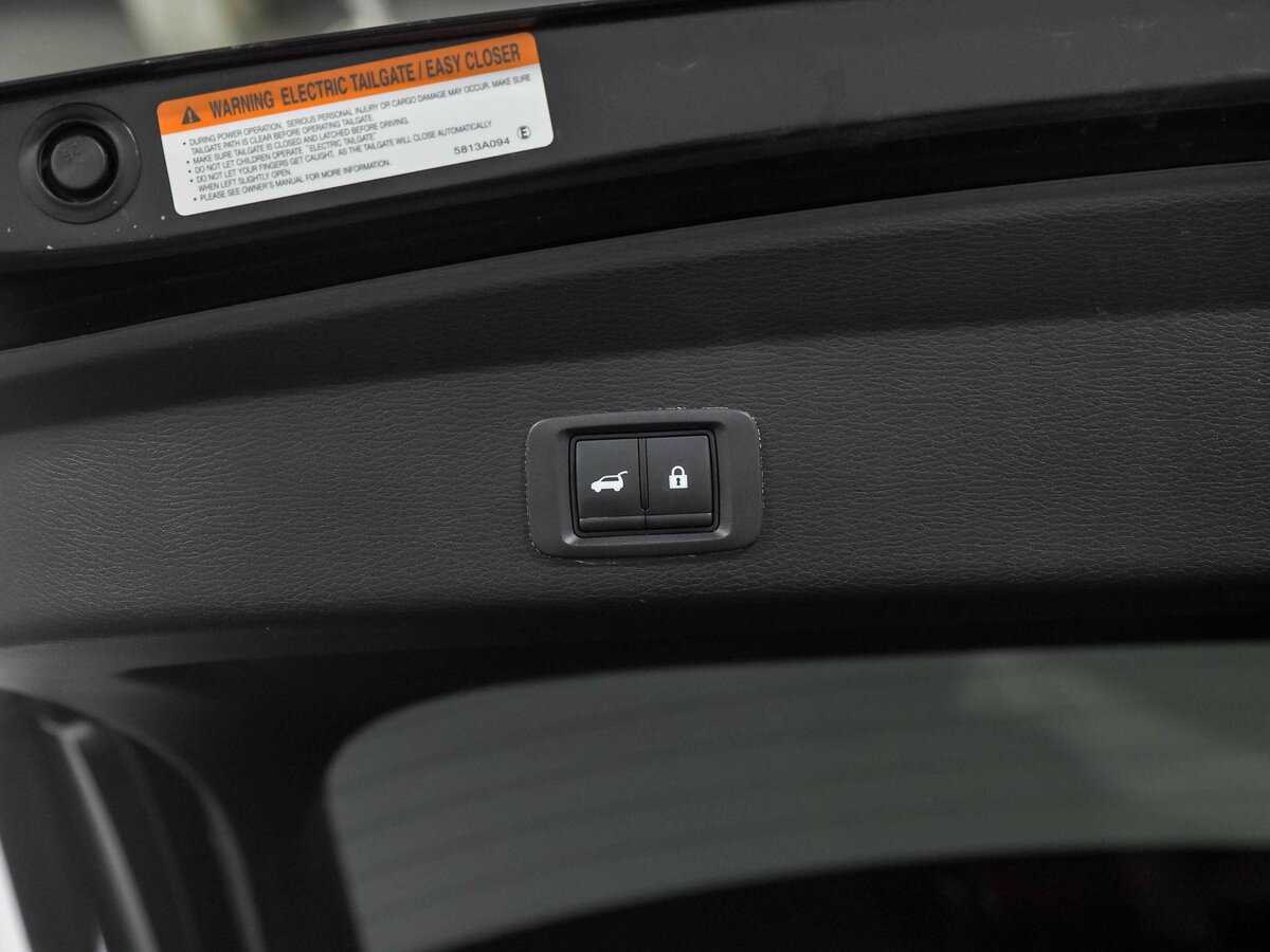 Купить Mitsubishi Outlander с пробегом. Фото: #15