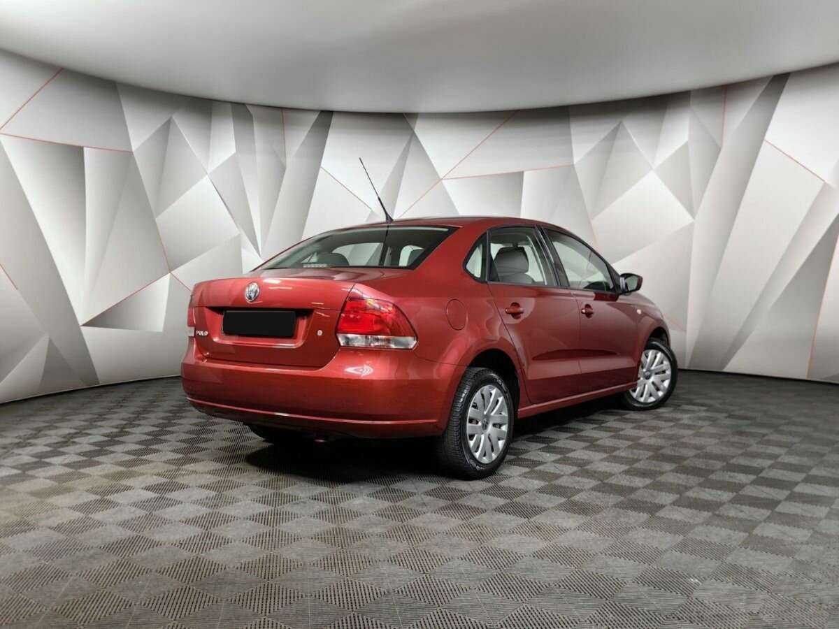 Купить Volkswagen Polo с пробегом. Фото: #1