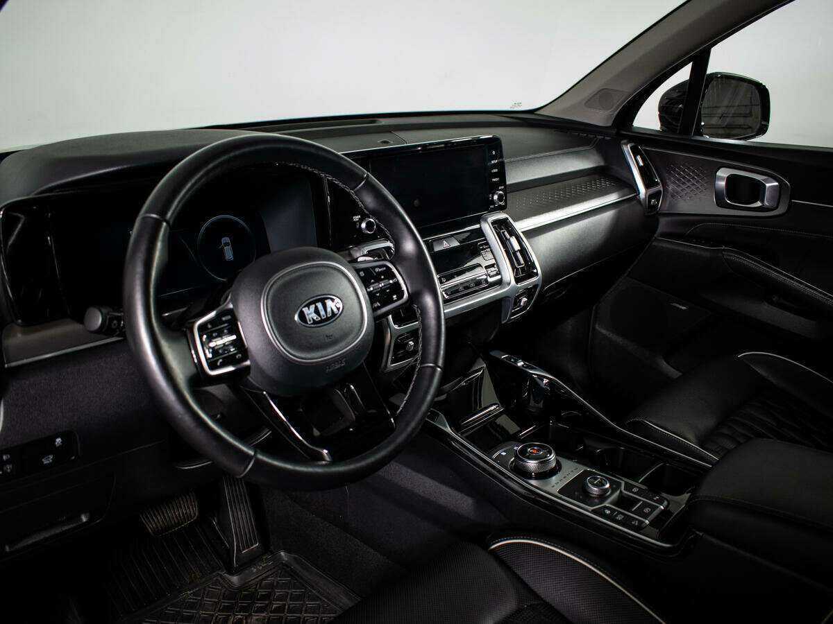 Купить Kia Sorento с пробегом. Фото: #12