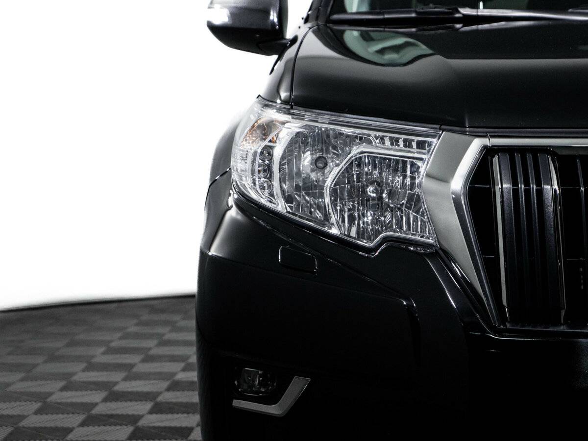 Купить Toyota Land Cruiser Prado с пробегом. Фото: #17