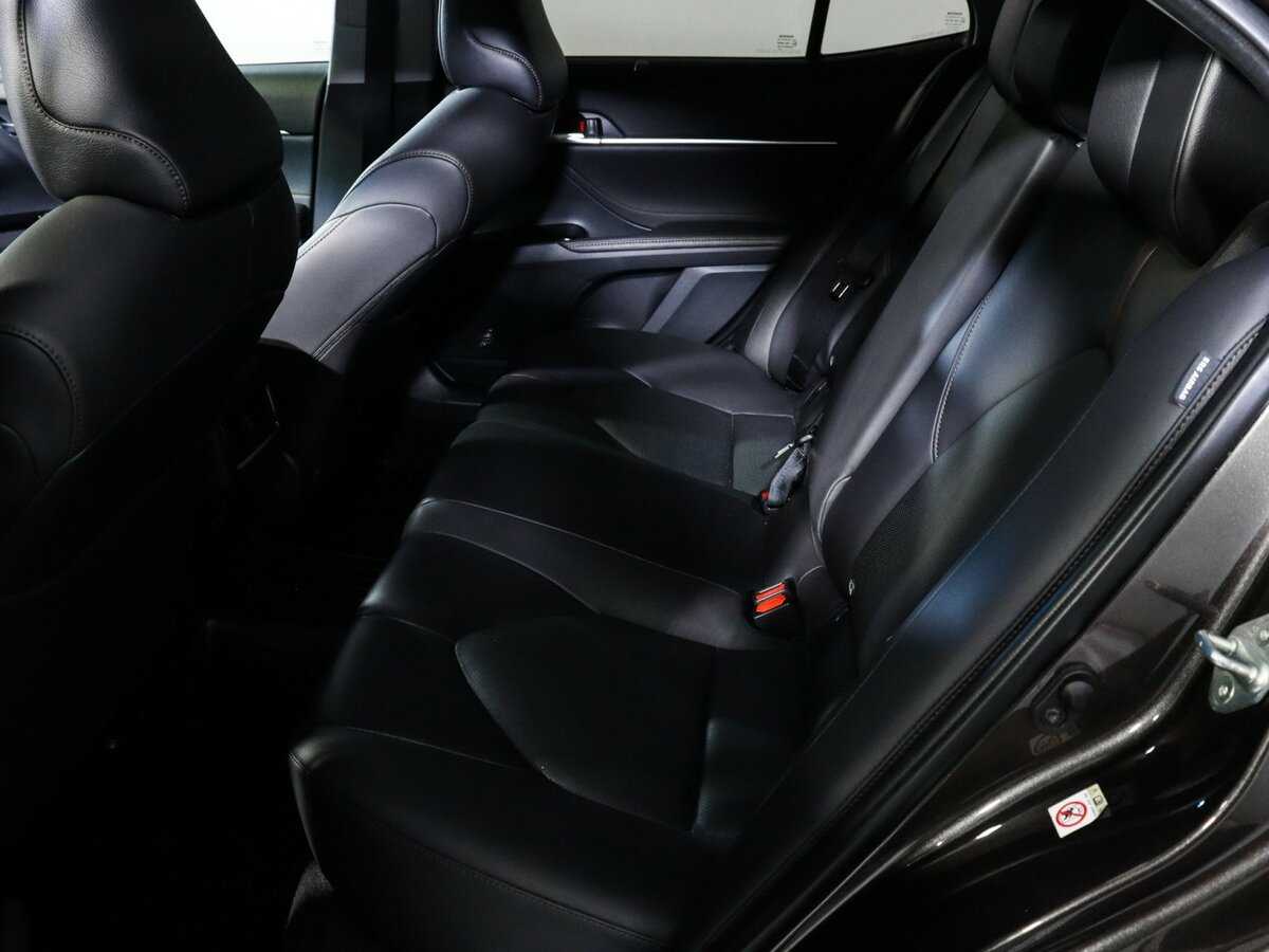 Купить Toyota Camry с пробегом. Фото: #6