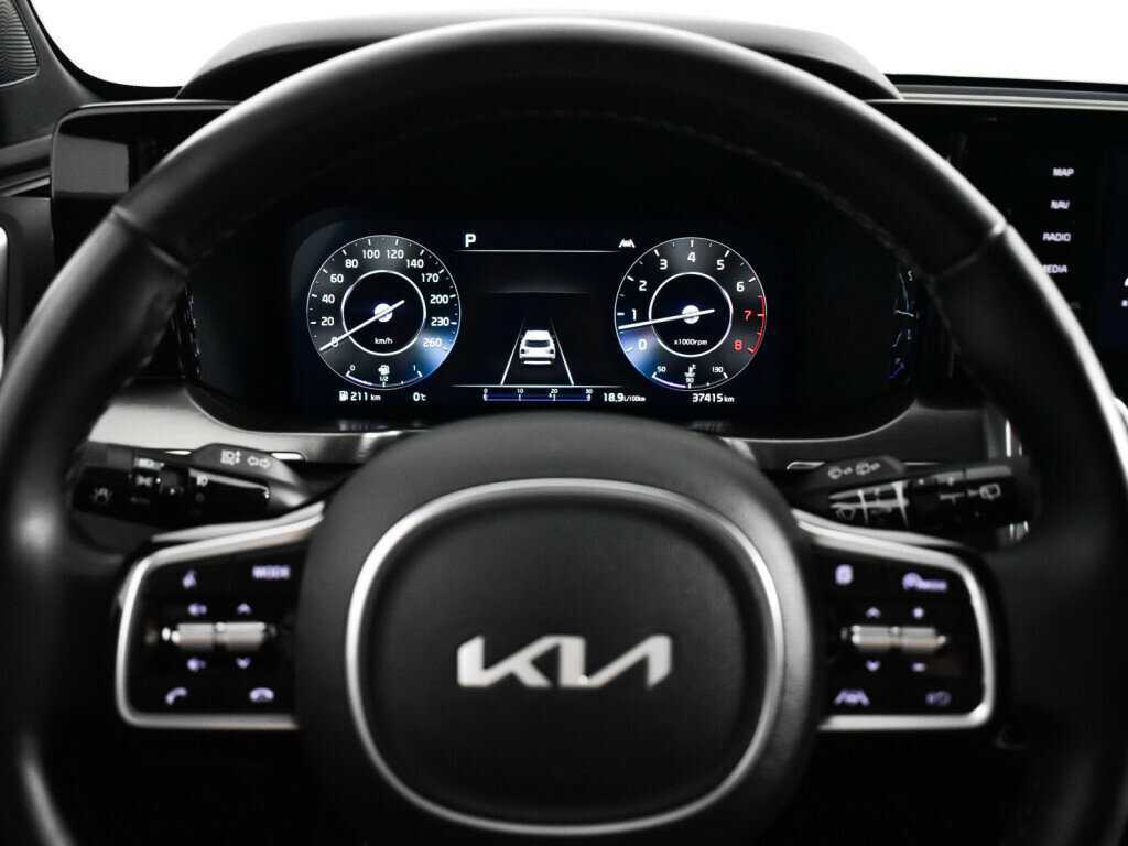 Купить Kia Sorento с пробегом. Фото: #11