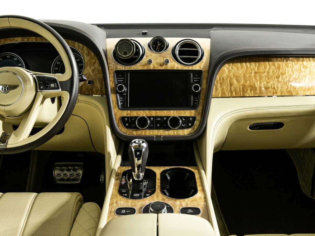 Купить Bentley Bentayga с пробегом. Фото: #13