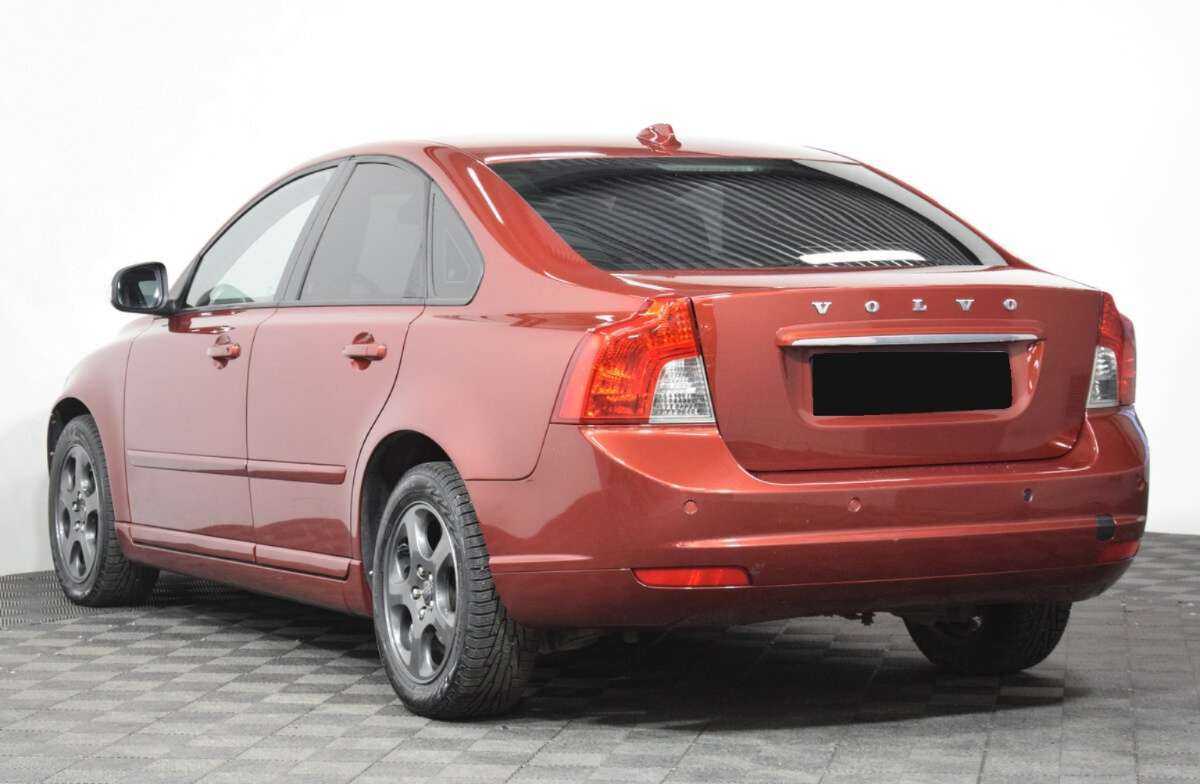 Купить Volvo S40 с пробегом. Фото: #3